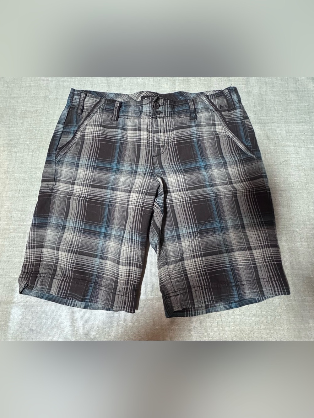 Y2K Maurices Brown & Blue Plaid Bermuda Shorts